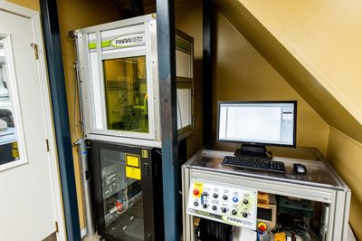 Fiber laser engraver